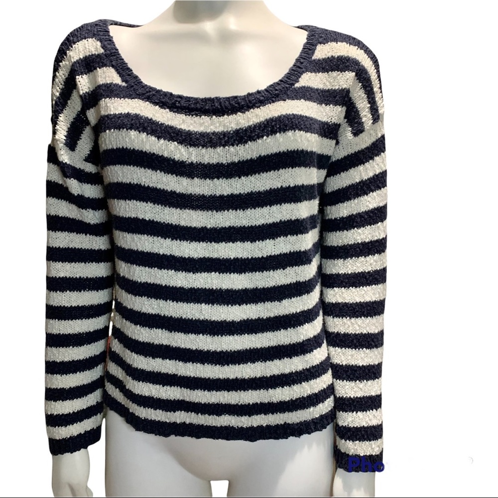 TALULA NAVY AND WHITE CROPPED SWEATER